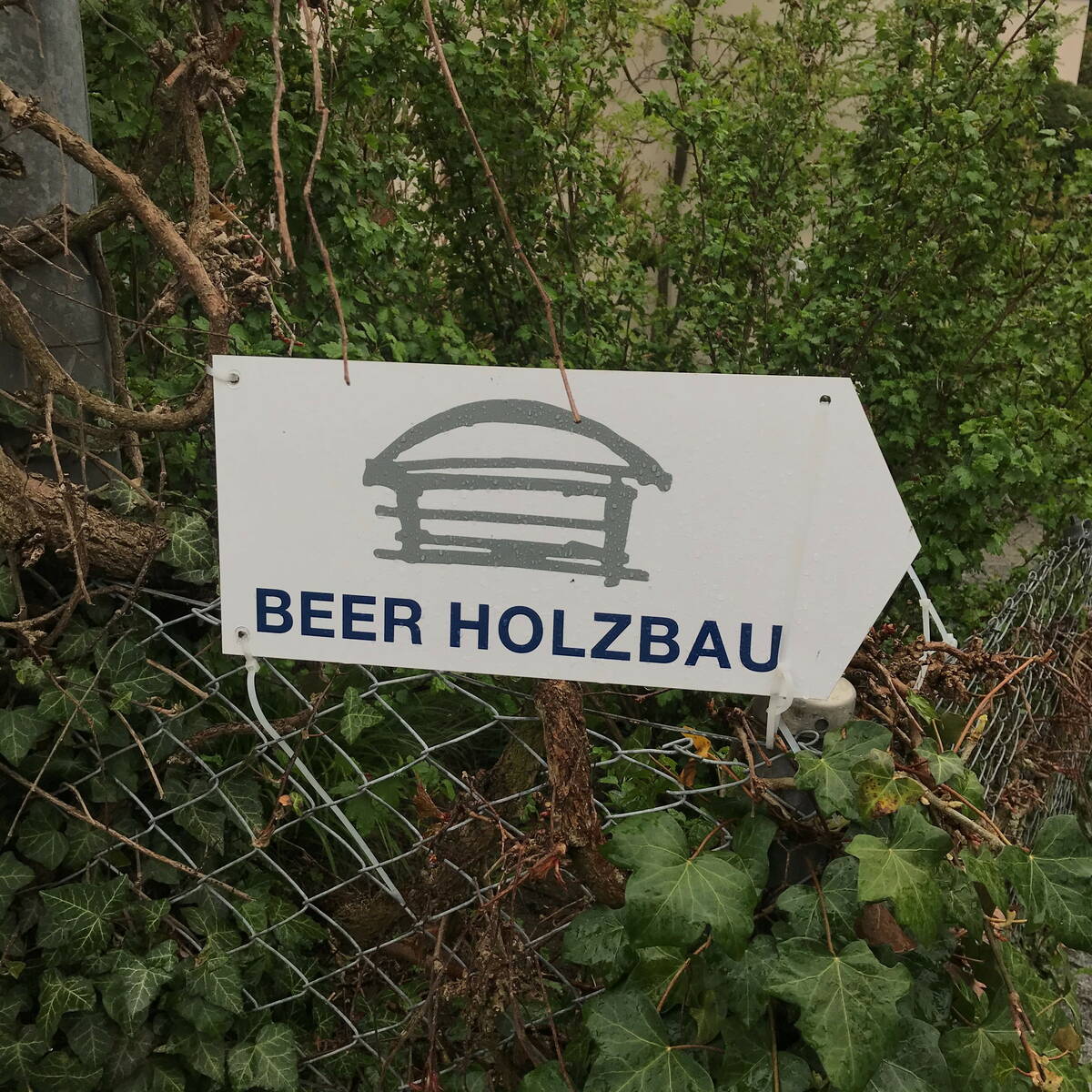 Wegweiser_Beer_Holzbau
